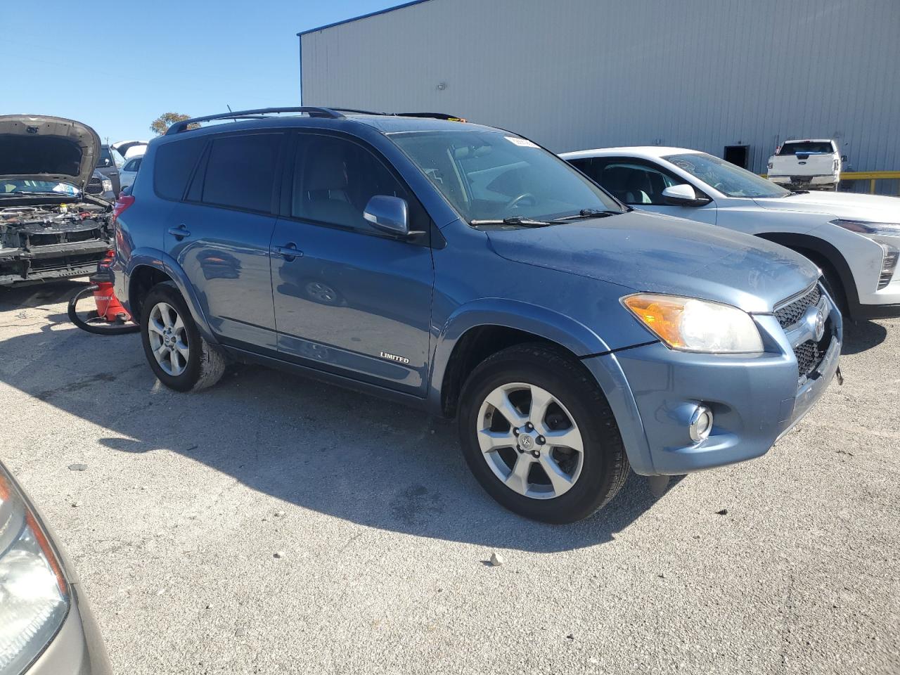 TOYOTA RAV4 LIMITED