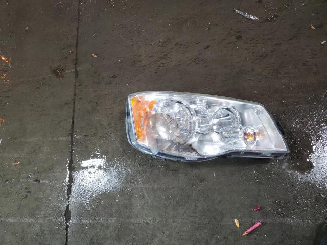 2014 CHRYSLER TOWN & COU - 2C4RC1BG5ER215689