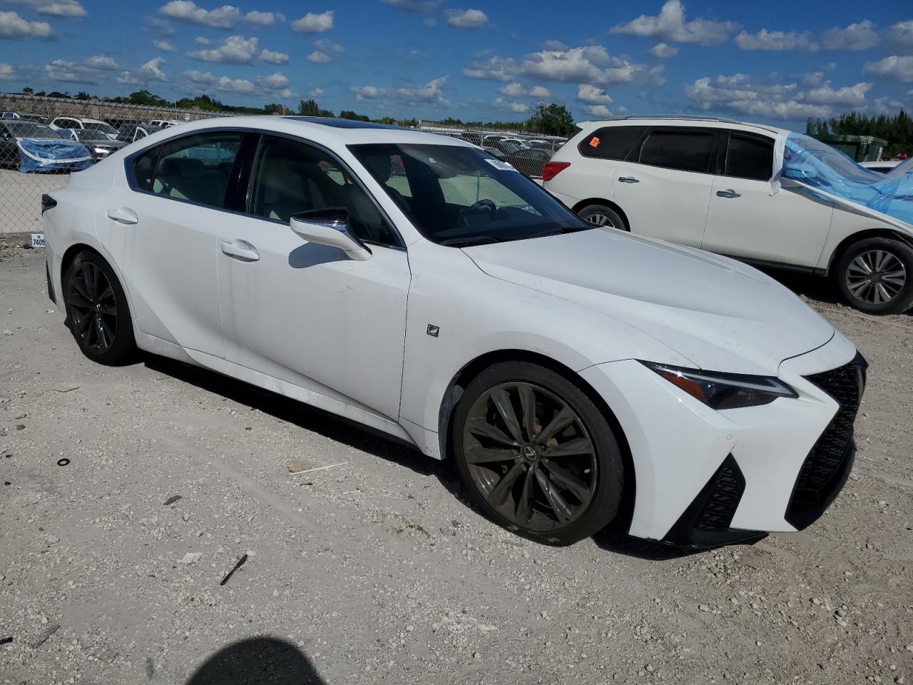 LEXUS IS 350 F SPORT