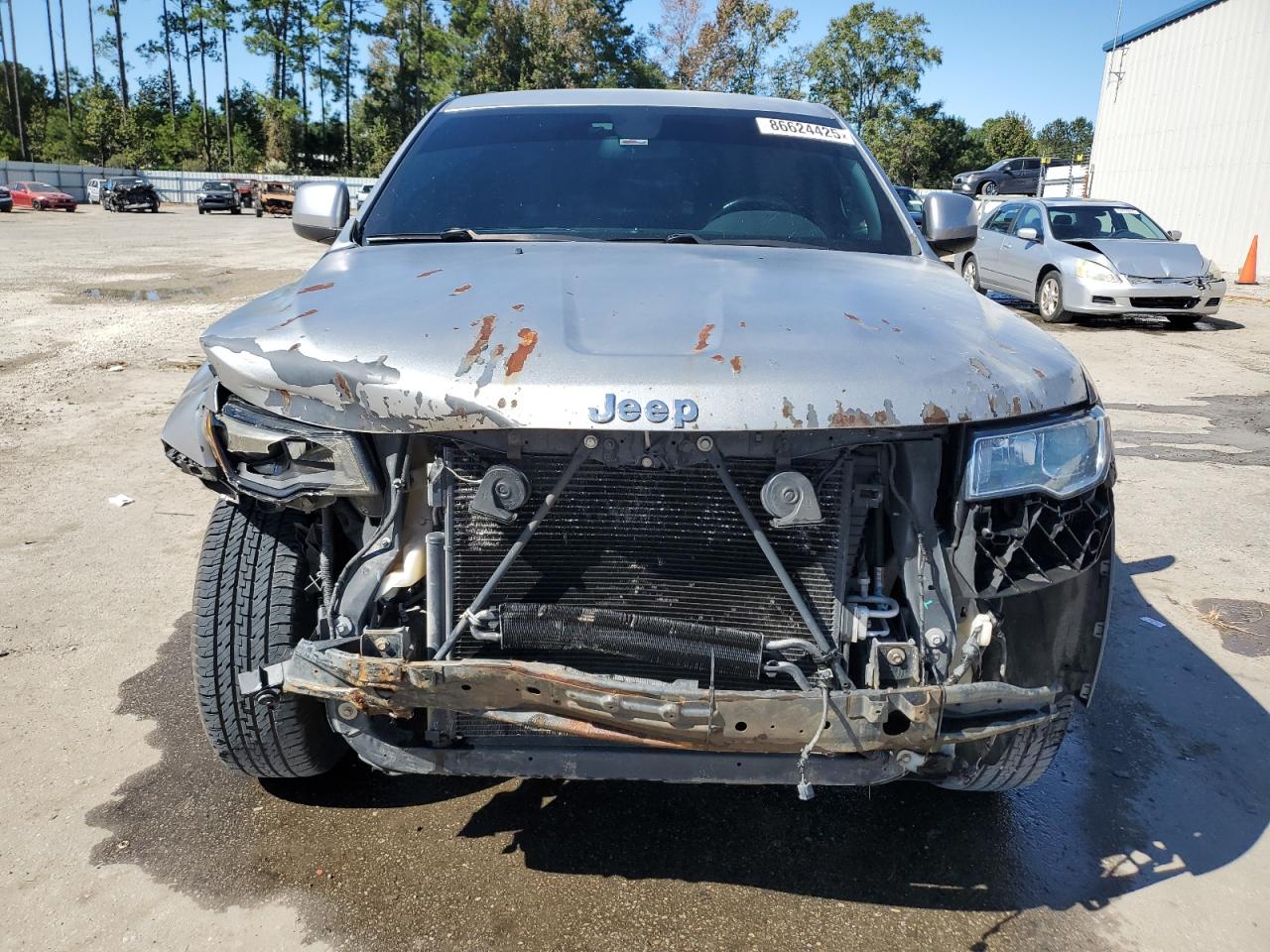 JEEP GRAND CHEROKEE LAREDO