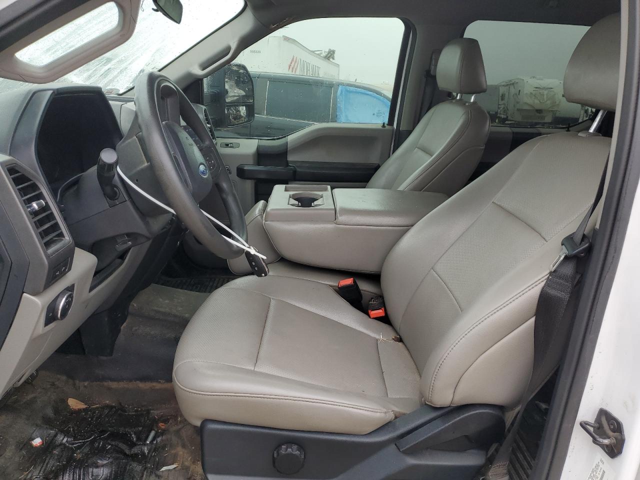 FORD F-350 SUPER DUTY