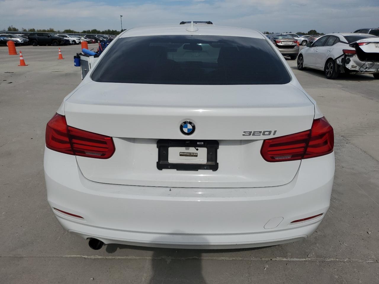 BMW 3 SERIES I