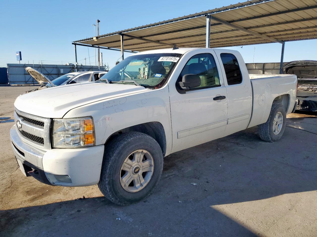 CHEVROLET SILVERADO K1500 LT