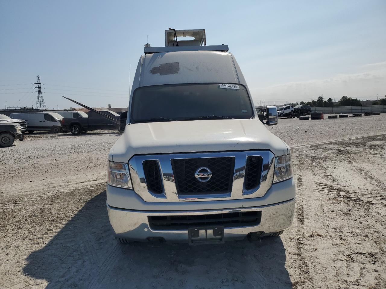 NISSAN NV2500 2500 S