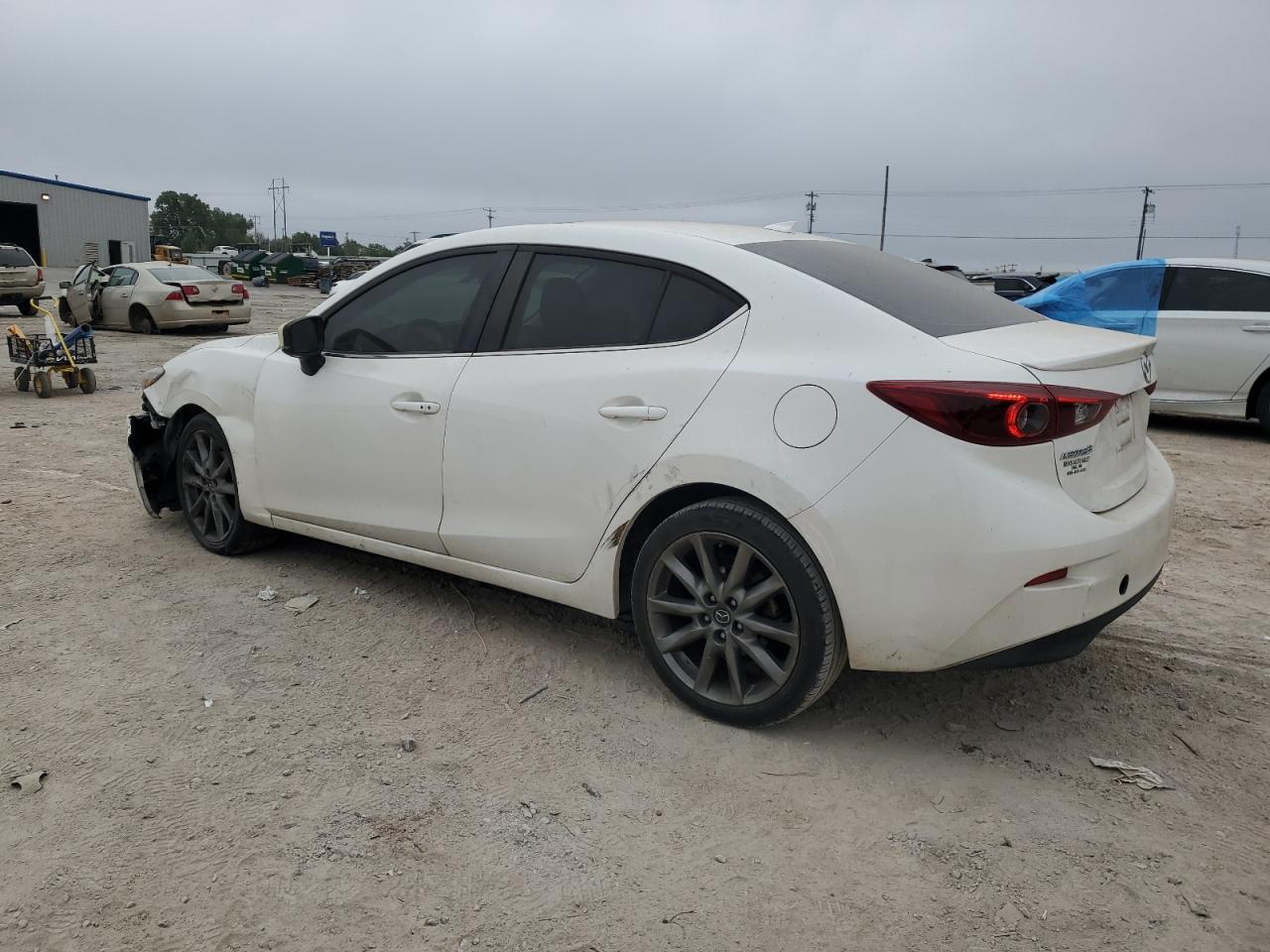 MAZDA 3 GRAND TOURING