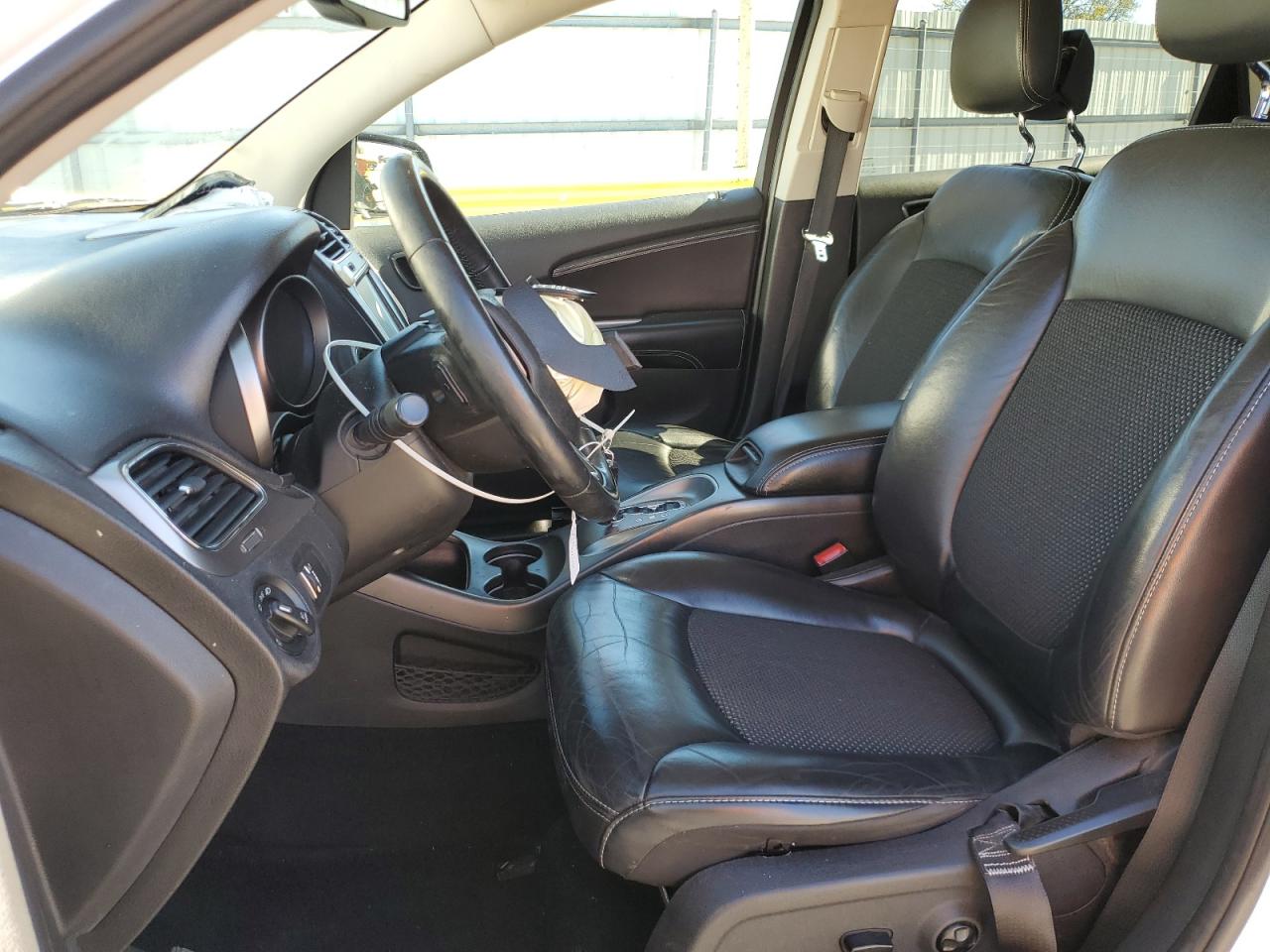 DODGE JOURNEY CROSSROAD