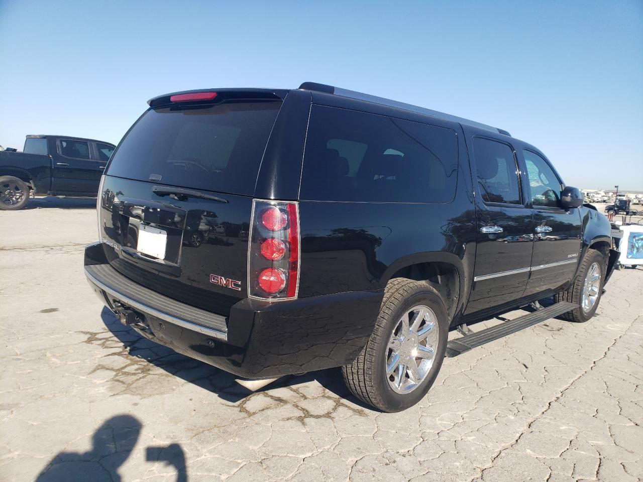 GMC YUKON DENALI
