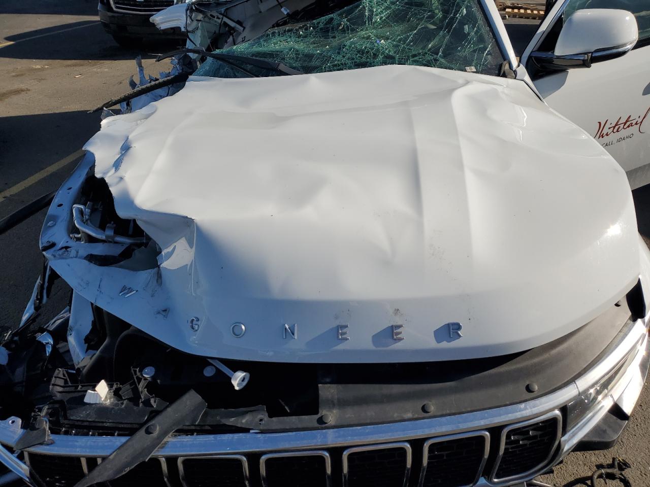 JEEP WAGONEER SERIES II