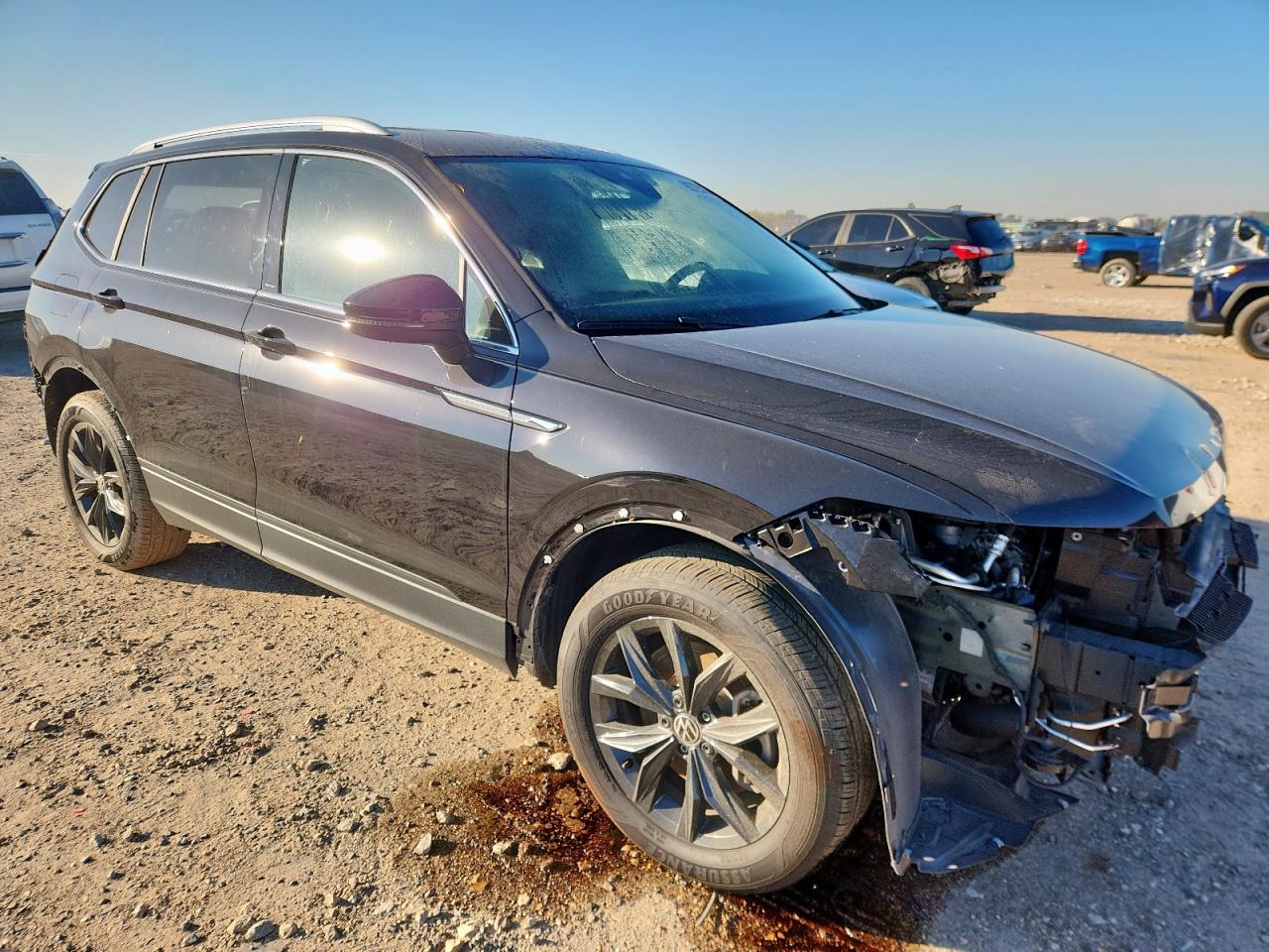 VOLKSWAGEN TIGUAN SE