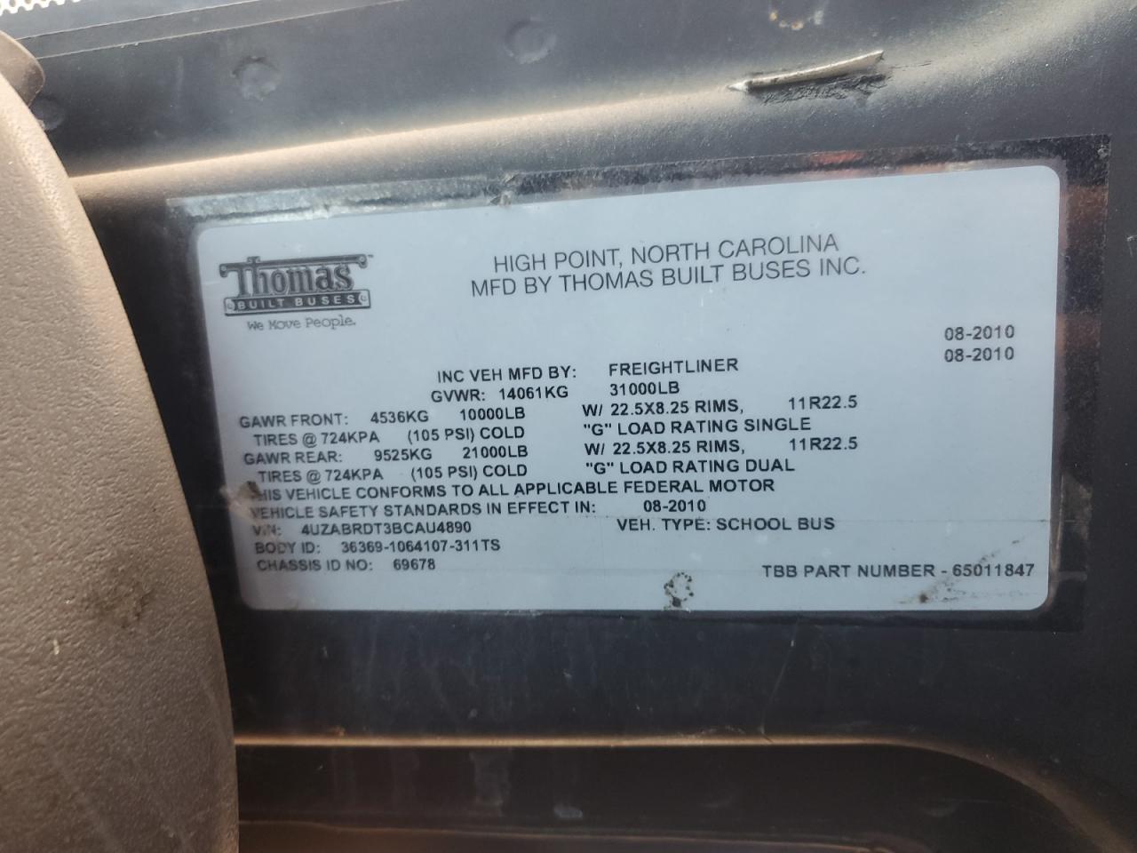 Lot #3273801357 2011 THOMAS SAF-T-LINER C2