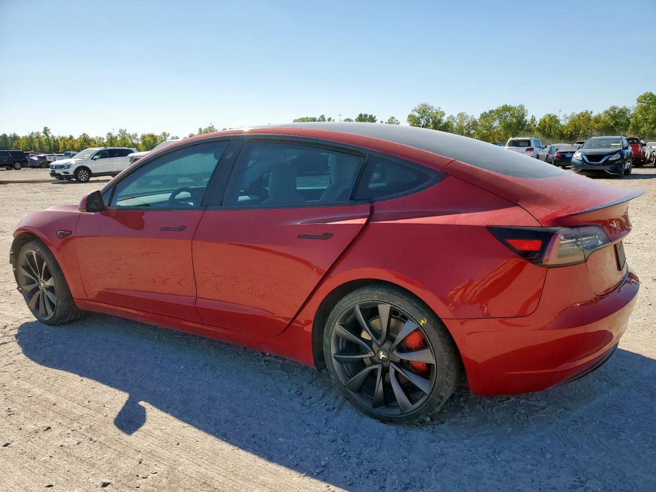 TESLA MODEL 3