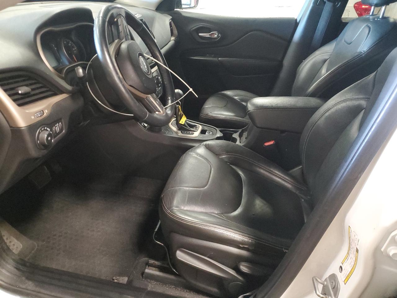 JEEP GRAND CHEROKEE LATITUDE