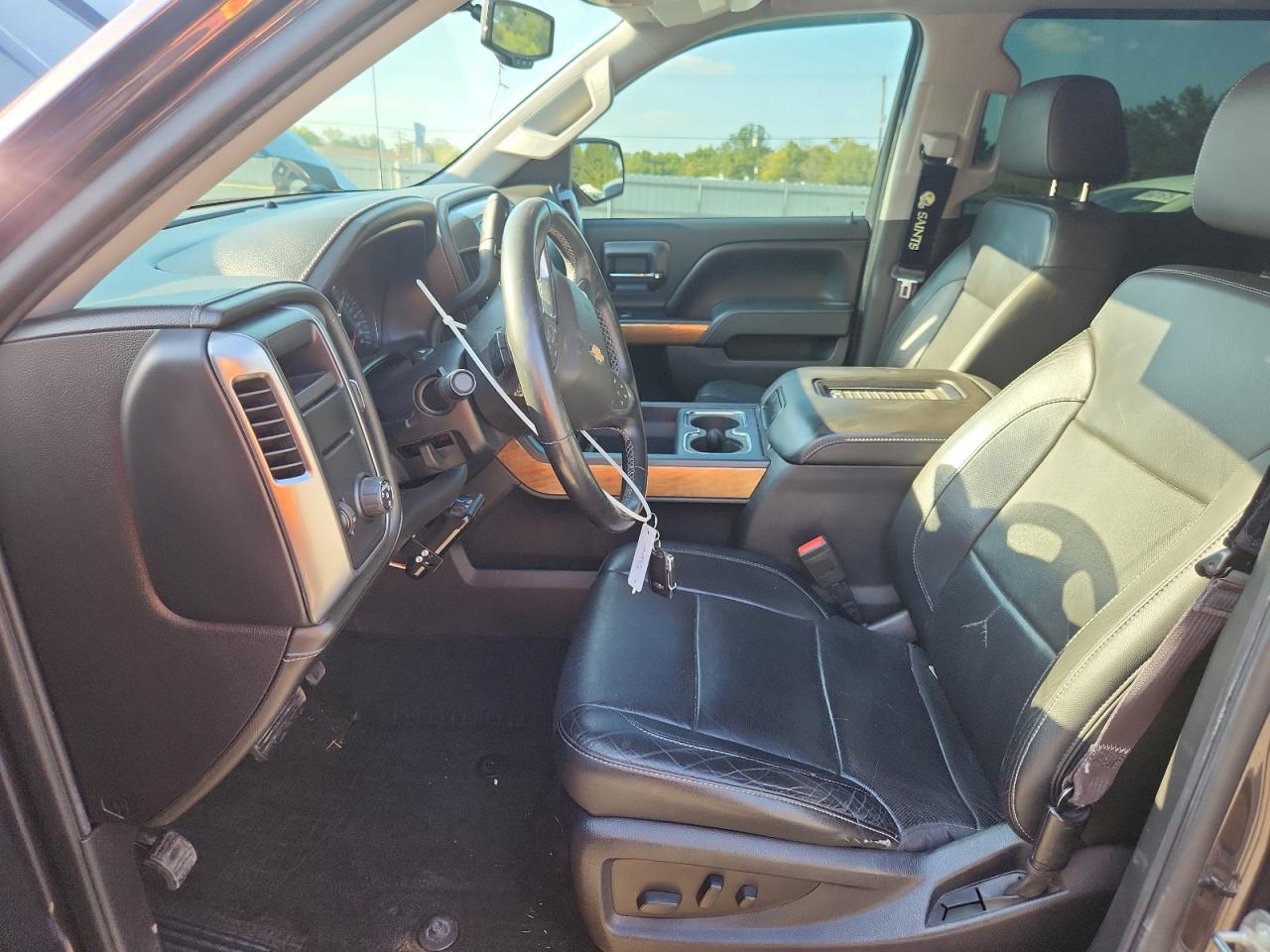 CHEVROLET SILVERADO C1500 LTZ