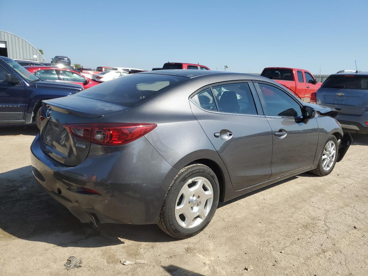 MAZDA 3 TOURING