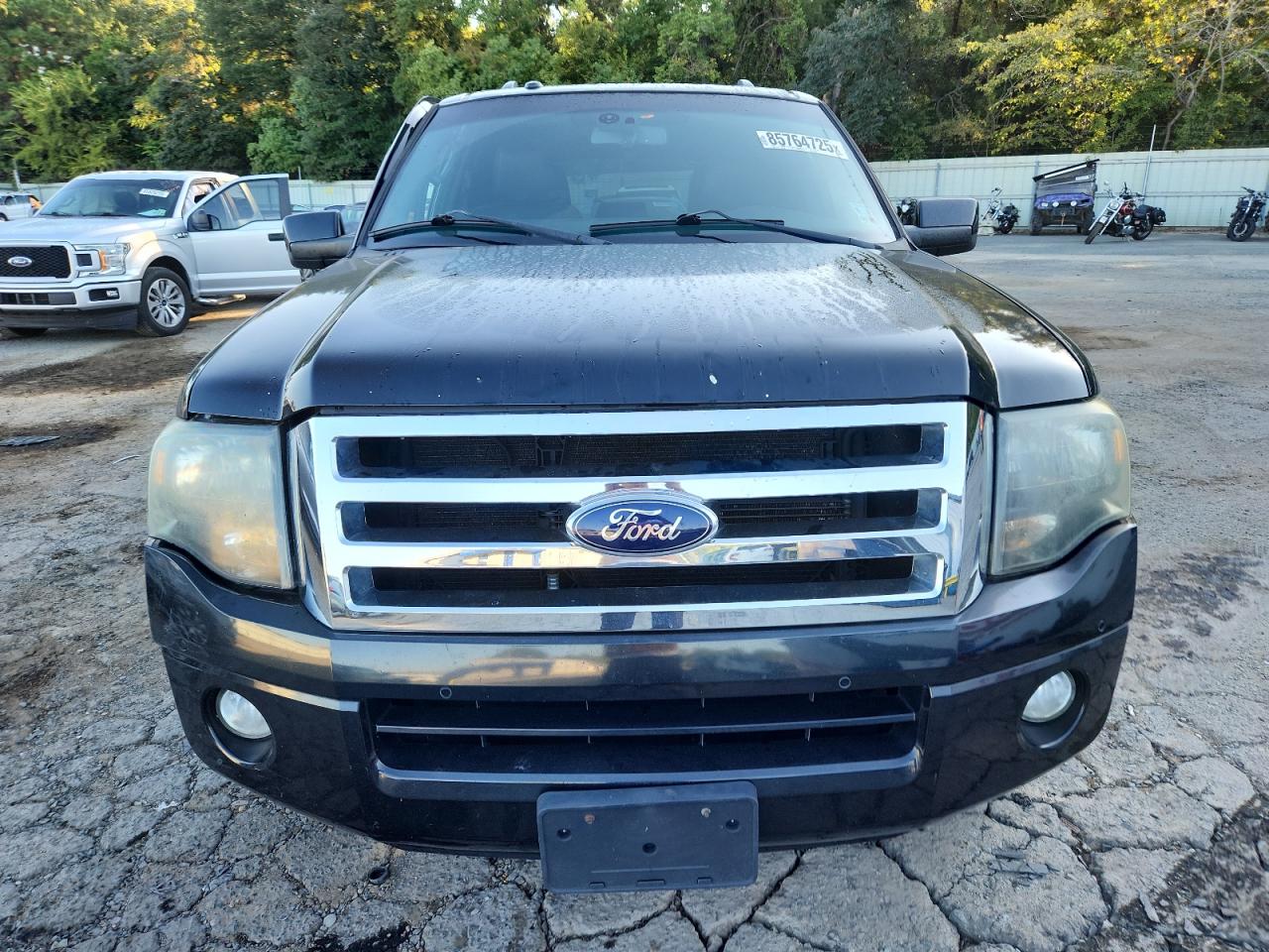 FORD EXPEDITION LIMITED
