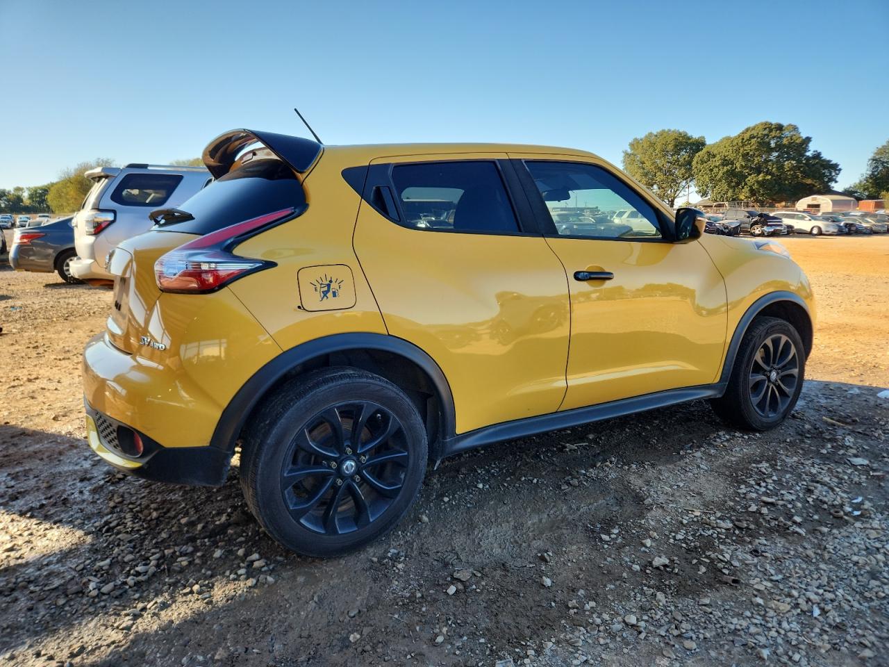 NISSAN JUKE S