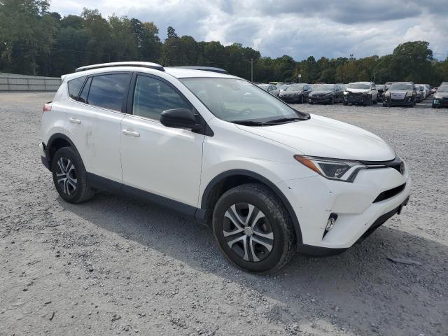 2017 TOYOTA RAV4 LE JTMZFREV6HJ721556