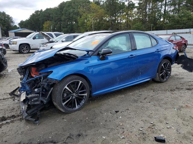 TOYOTA CAMRY XSE