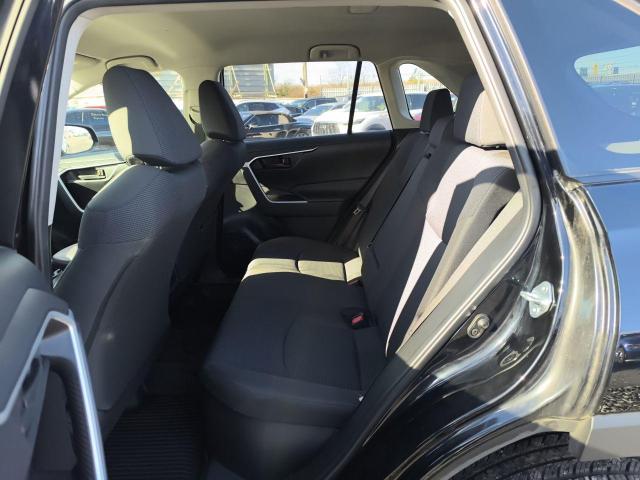 2022 TOYOTA RAV4 LE JTMMWRFV4ND142875