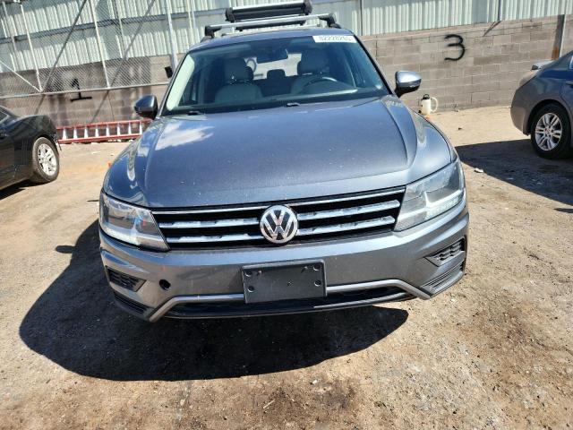 2018 VOLKSWAGEN TIGUAN SE 3VV2B7AX8JM043444