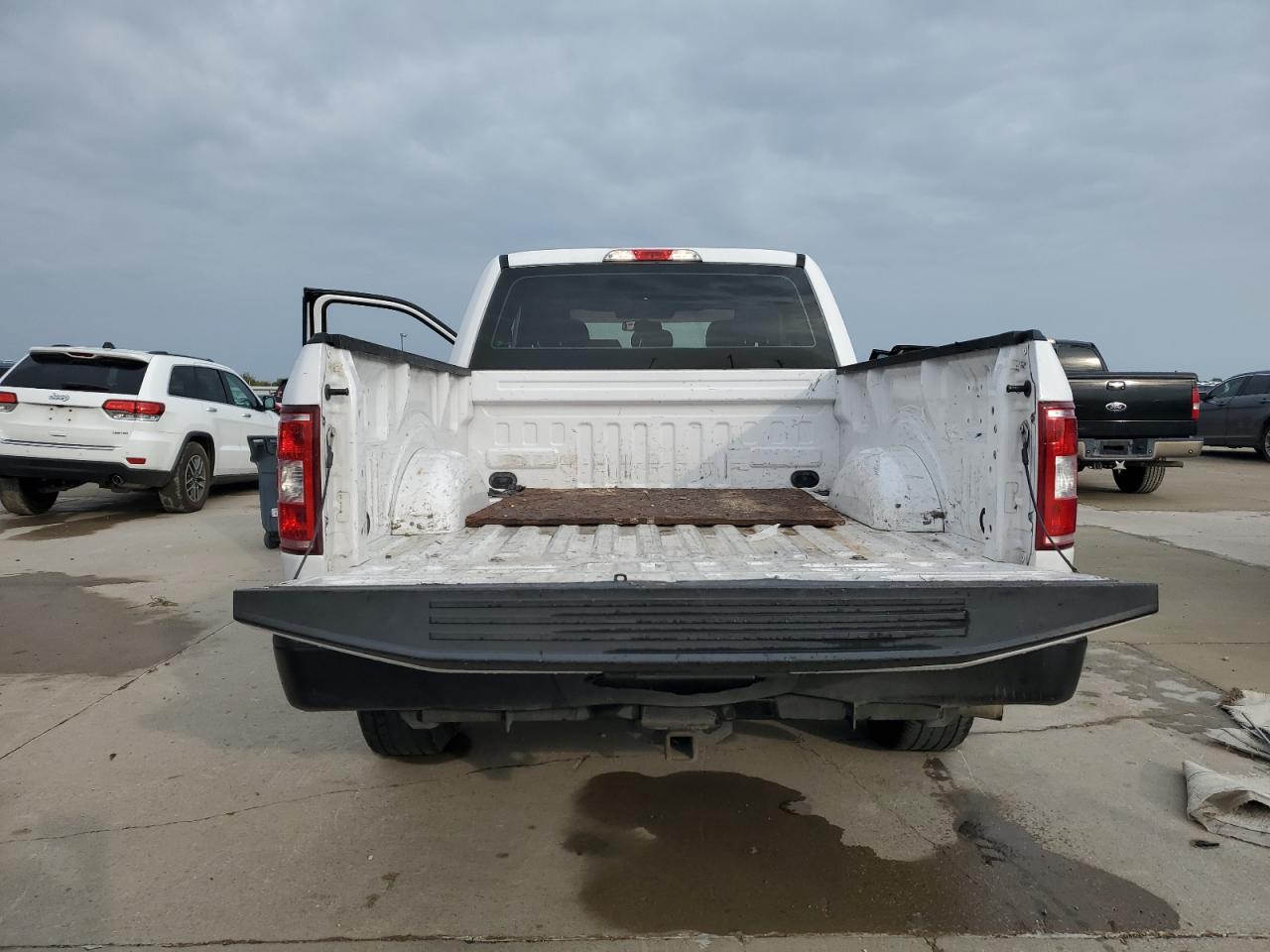 FORD F-150 SUPER CAB