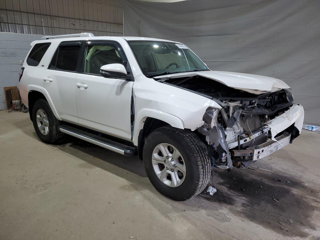 TOYOTA 4RUNNER SR5/SR5 PREMIUM