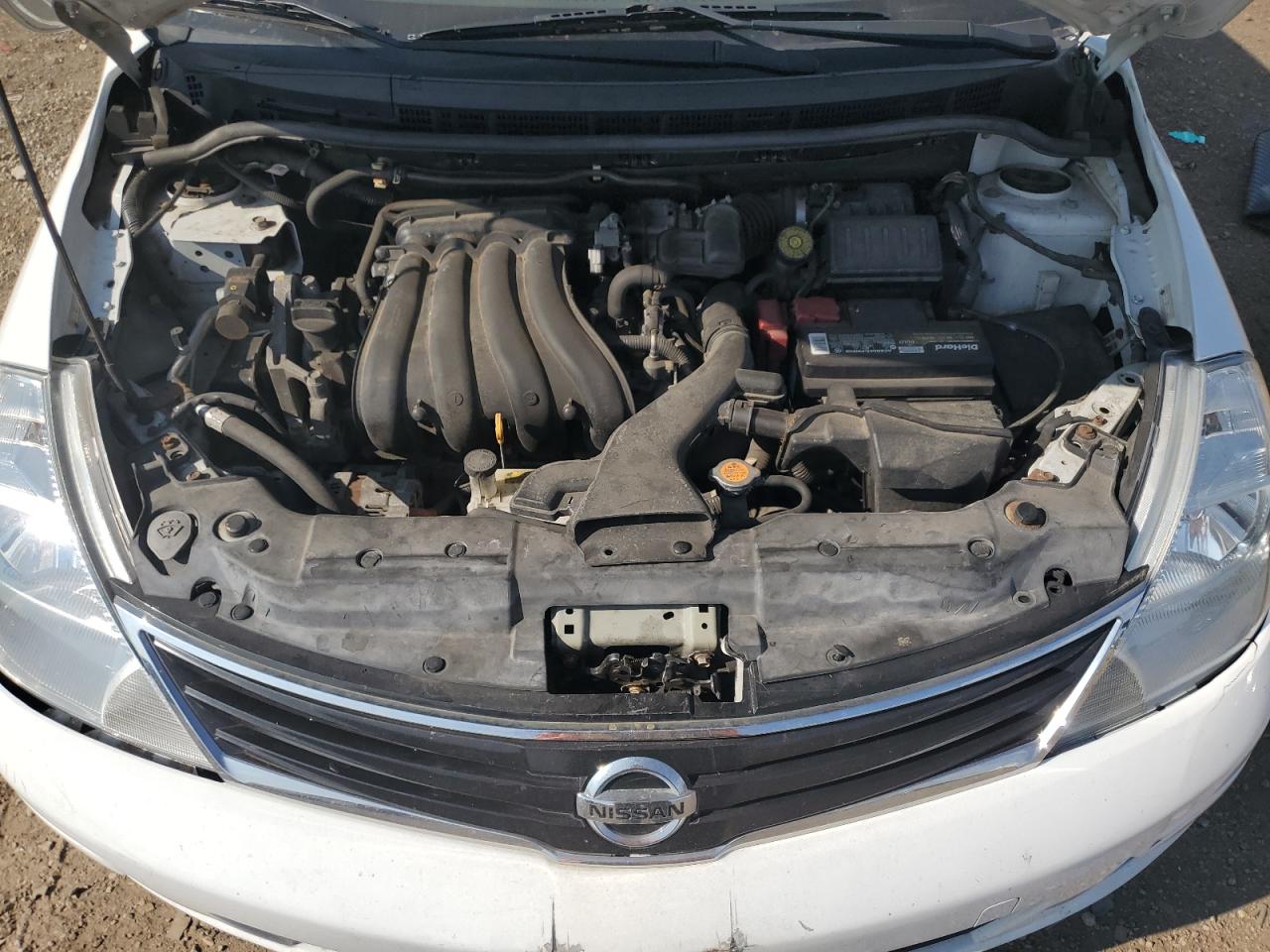 NISSAN VERSA S