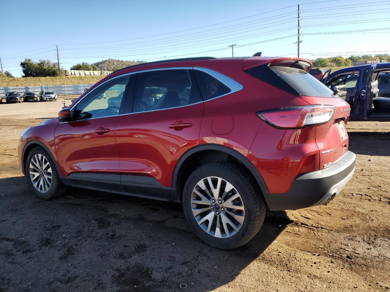 FORD ESCAPE TITANIUM