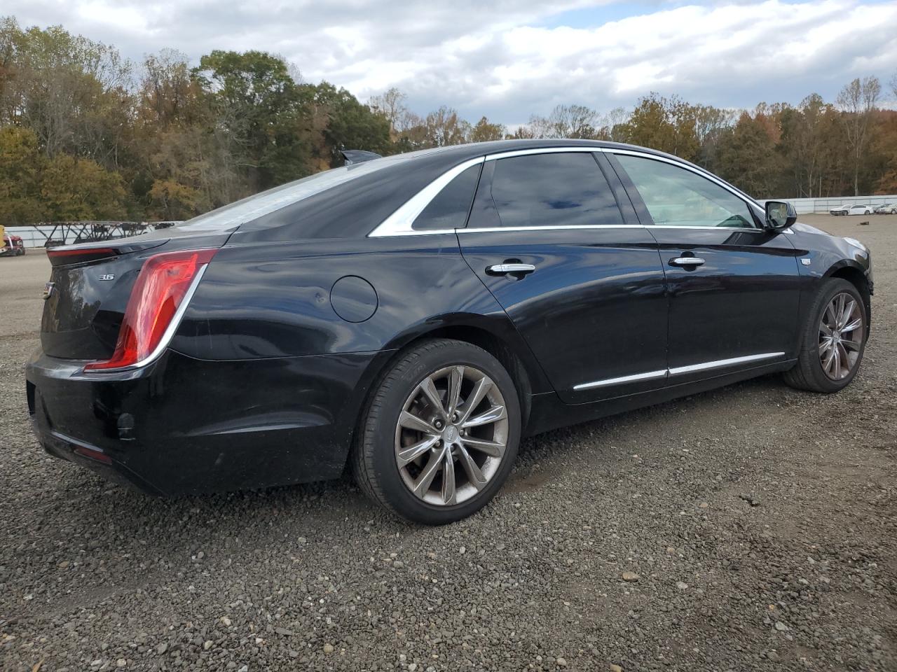 CADILLAC XTS