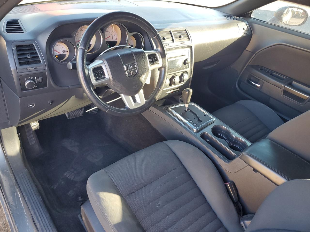 DODGE CHALLENGER SXT