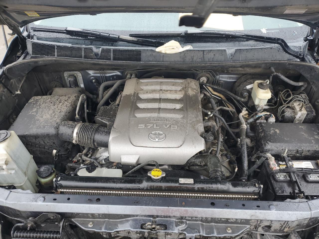 TOYOTA TUNDRA DOUBLE CAB SR5