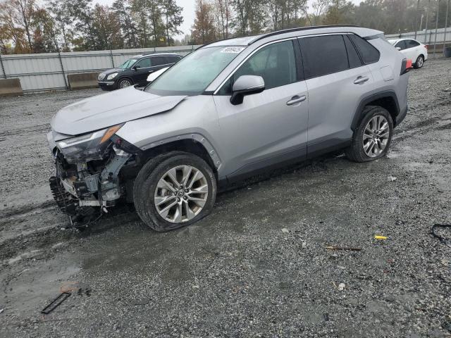 Global Auto Auctions: 2022 TOYOTA RAV4 XLE P