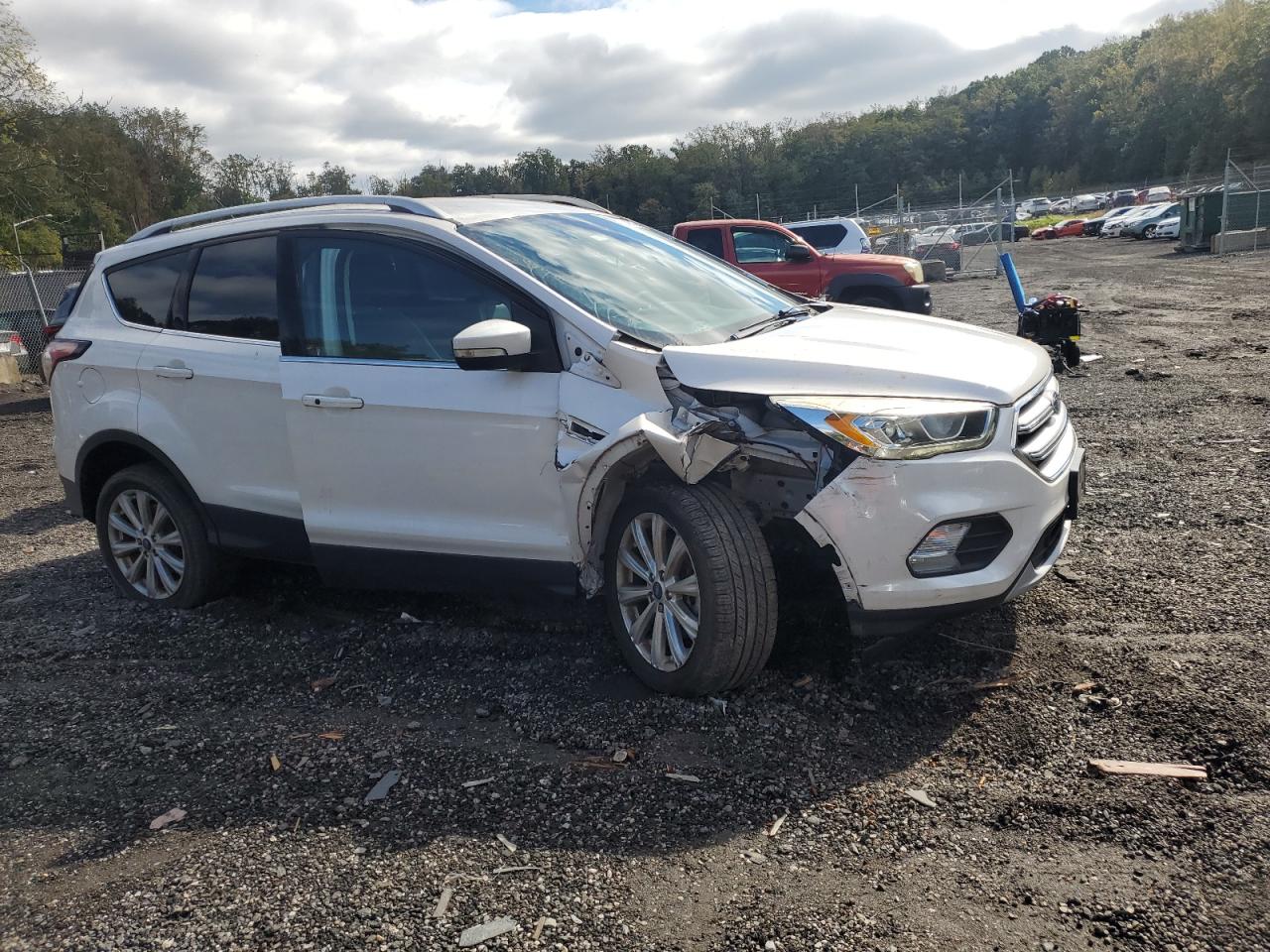 FORD ESCAPE TITANIUM
