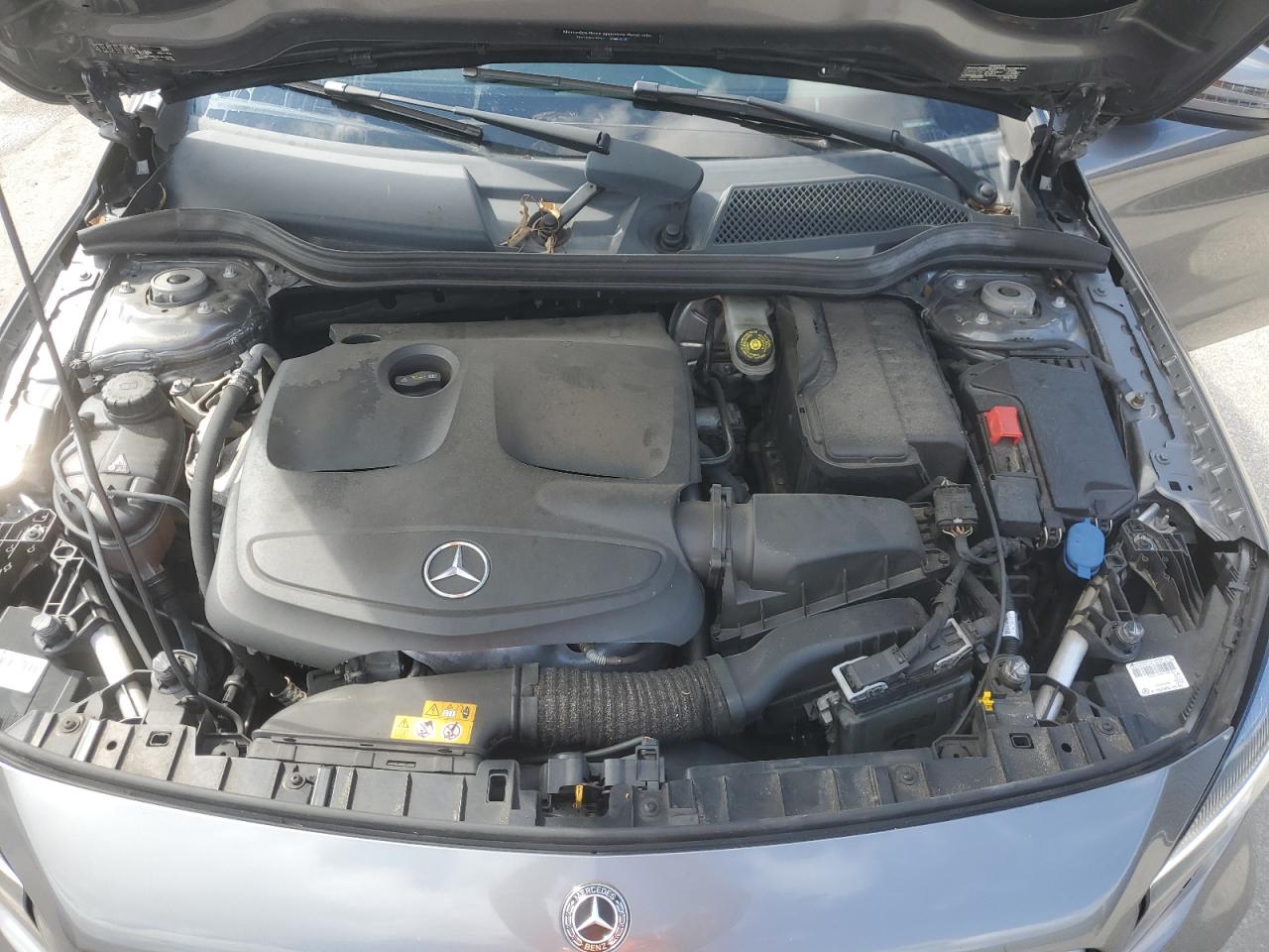 MERCEDES-BENZ GLA-CLASS 250