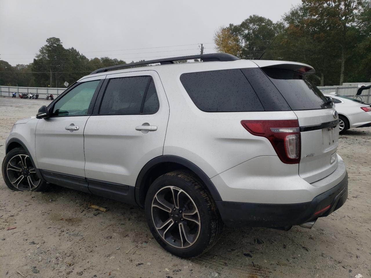 FORD EXPLORER SPORT