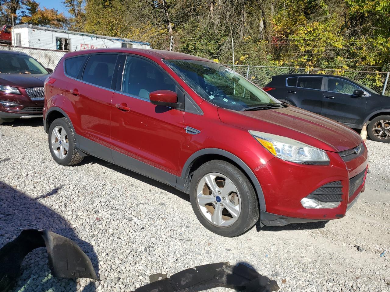 FORD ESCAPE SE