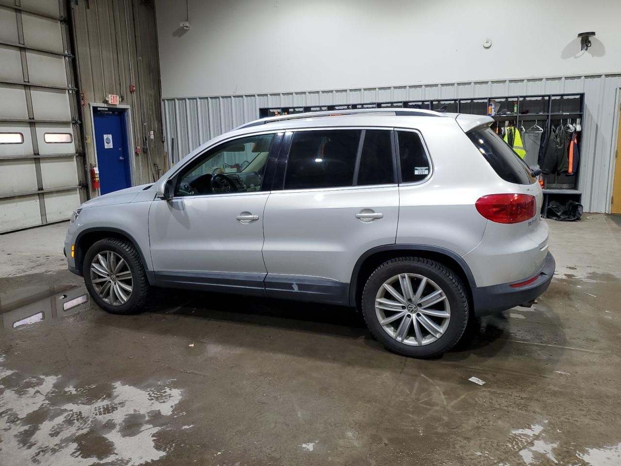 VOLKSWAGEN TIGUAN S