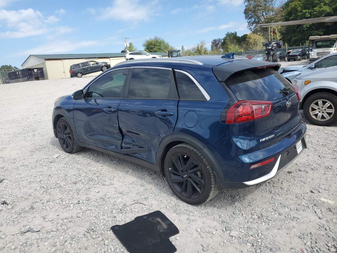 KIA NIRO TOURING