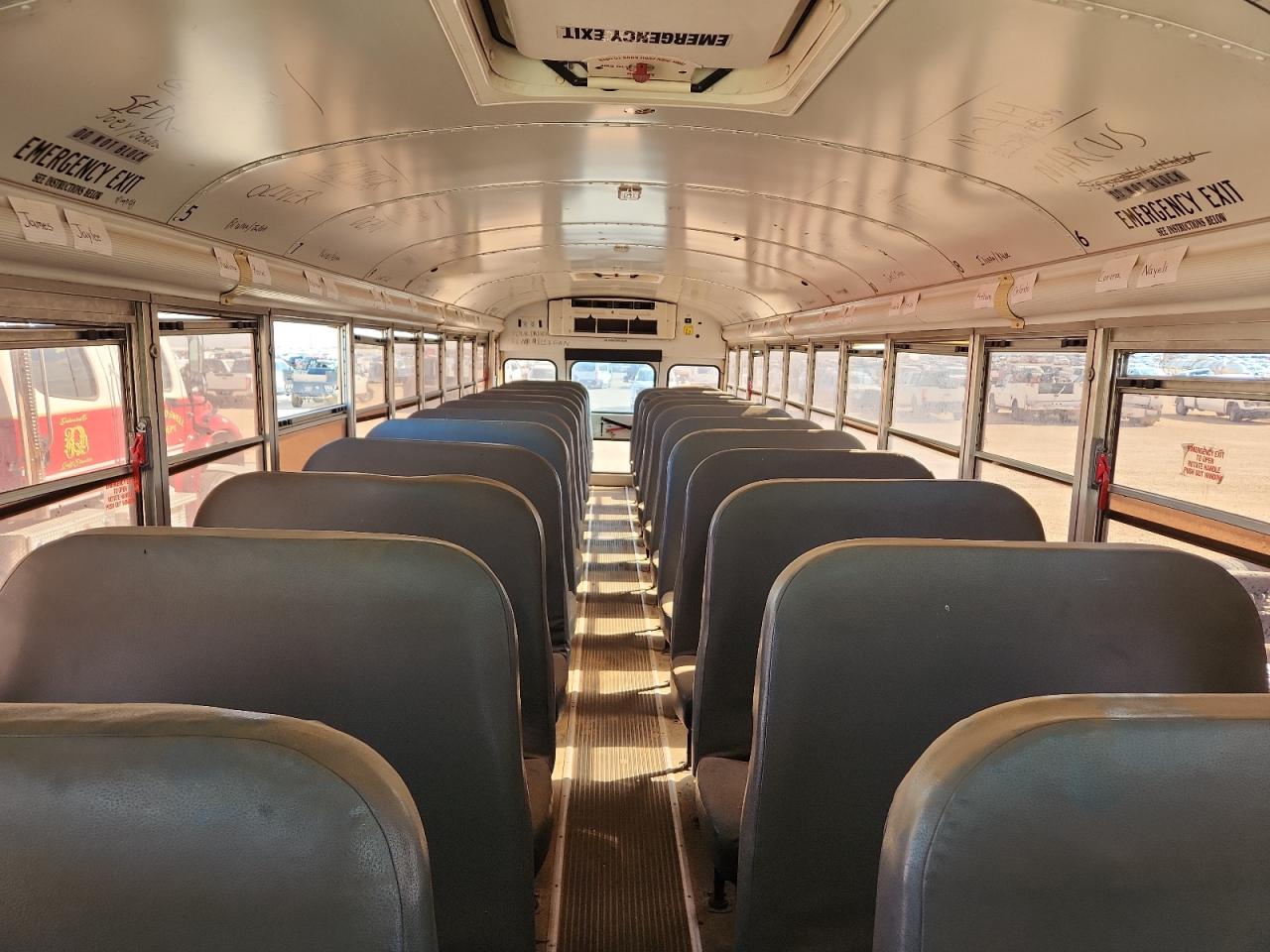 Lot #3305403310 2012 BLUE BIRD BB CONVENTIONAL