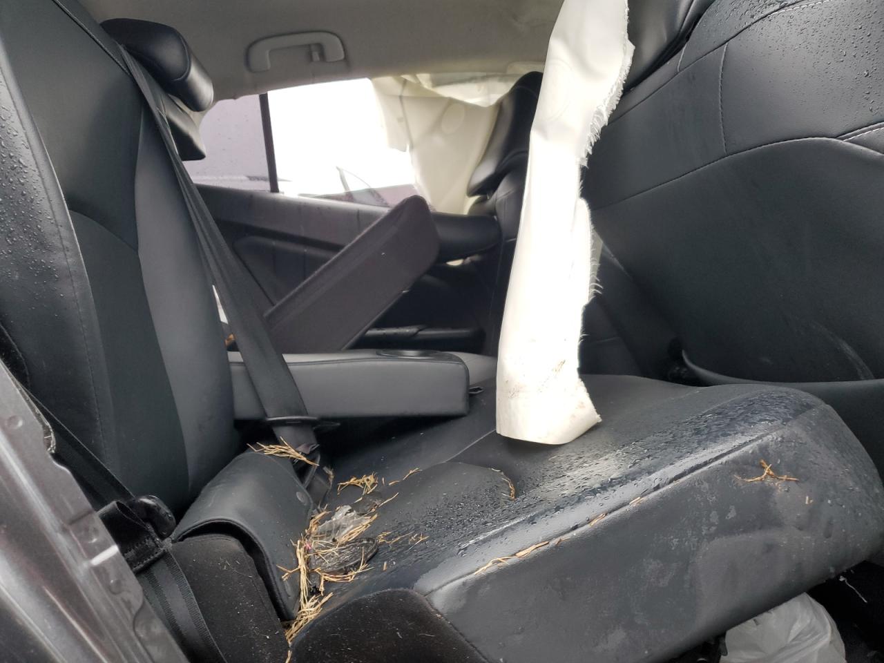 TOYOTA PRIUS PRIME LE