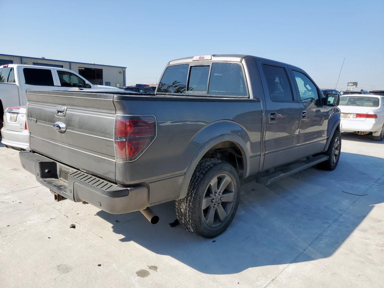 FORD F-150 SUPERCREW