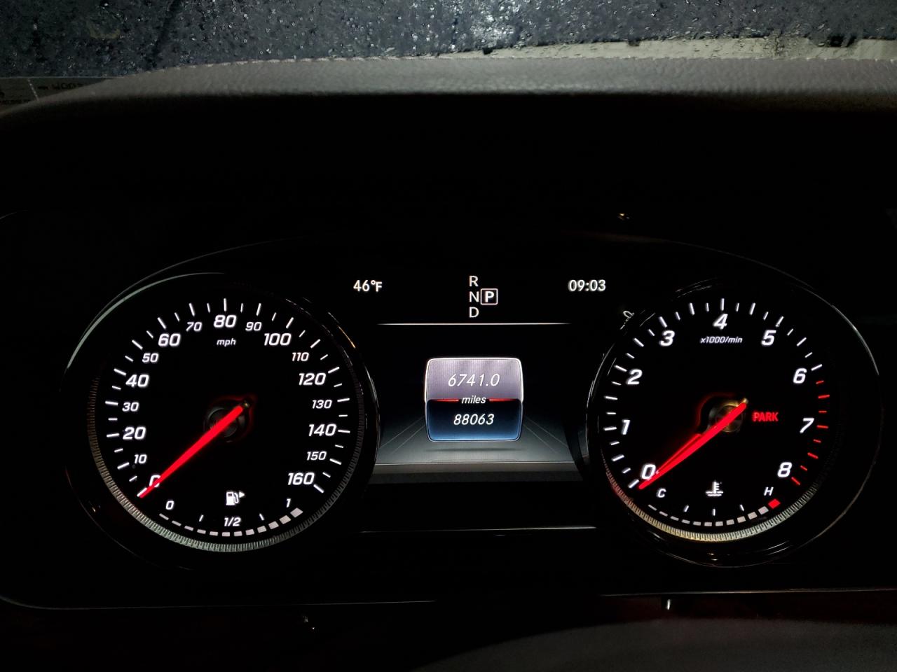 MERCEDES-BENZ E-CLASS 300