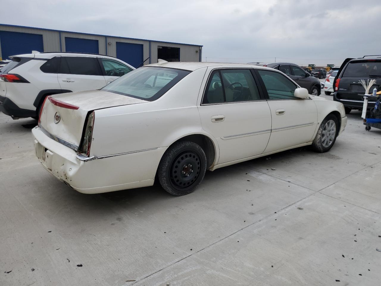 CADILLAC DTS PREMIUM COLLECTION