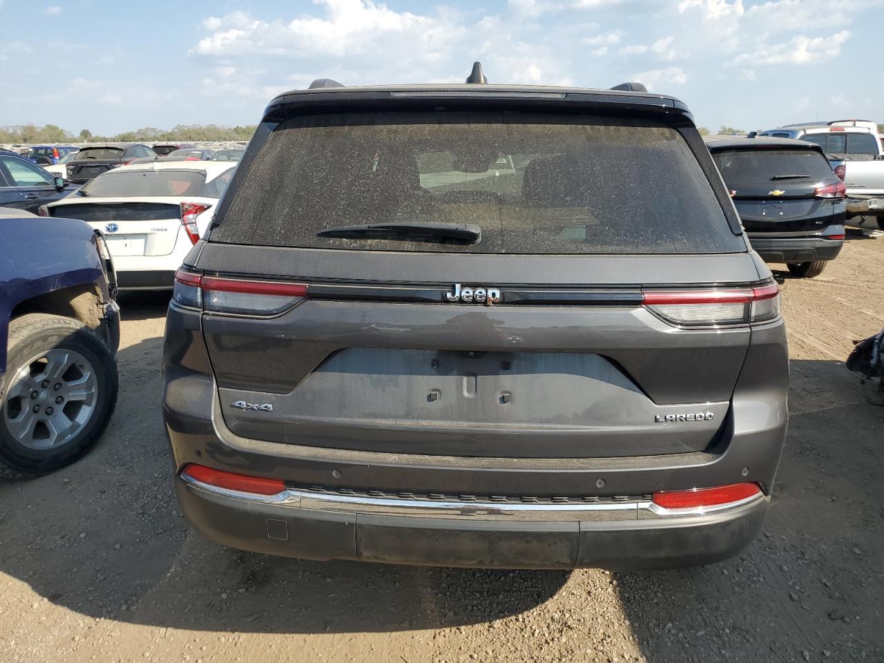 JEEP GRAND CHEROKEE LAREDO