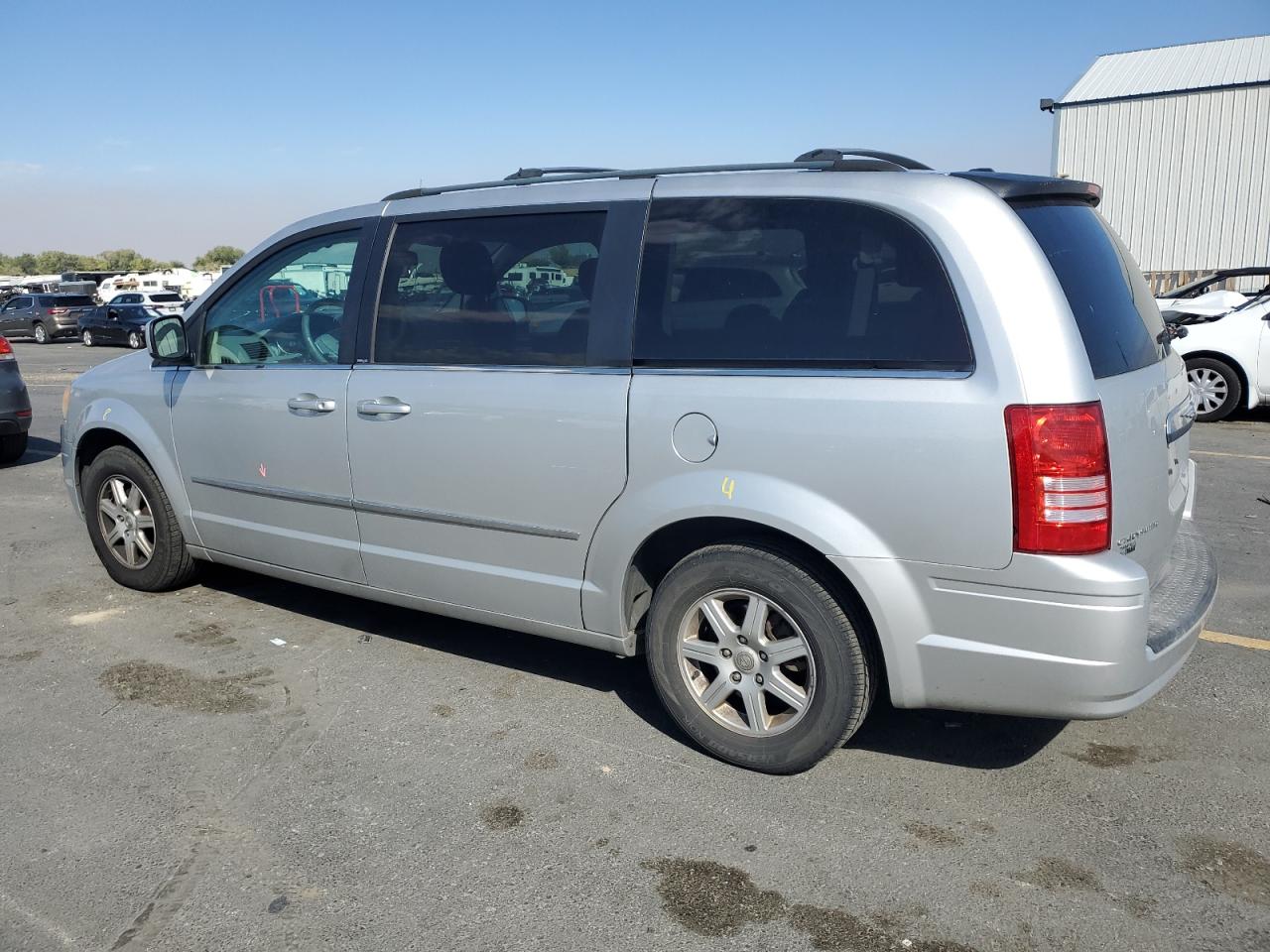 CHRYSLER TOWN & COUNTRY TOURING