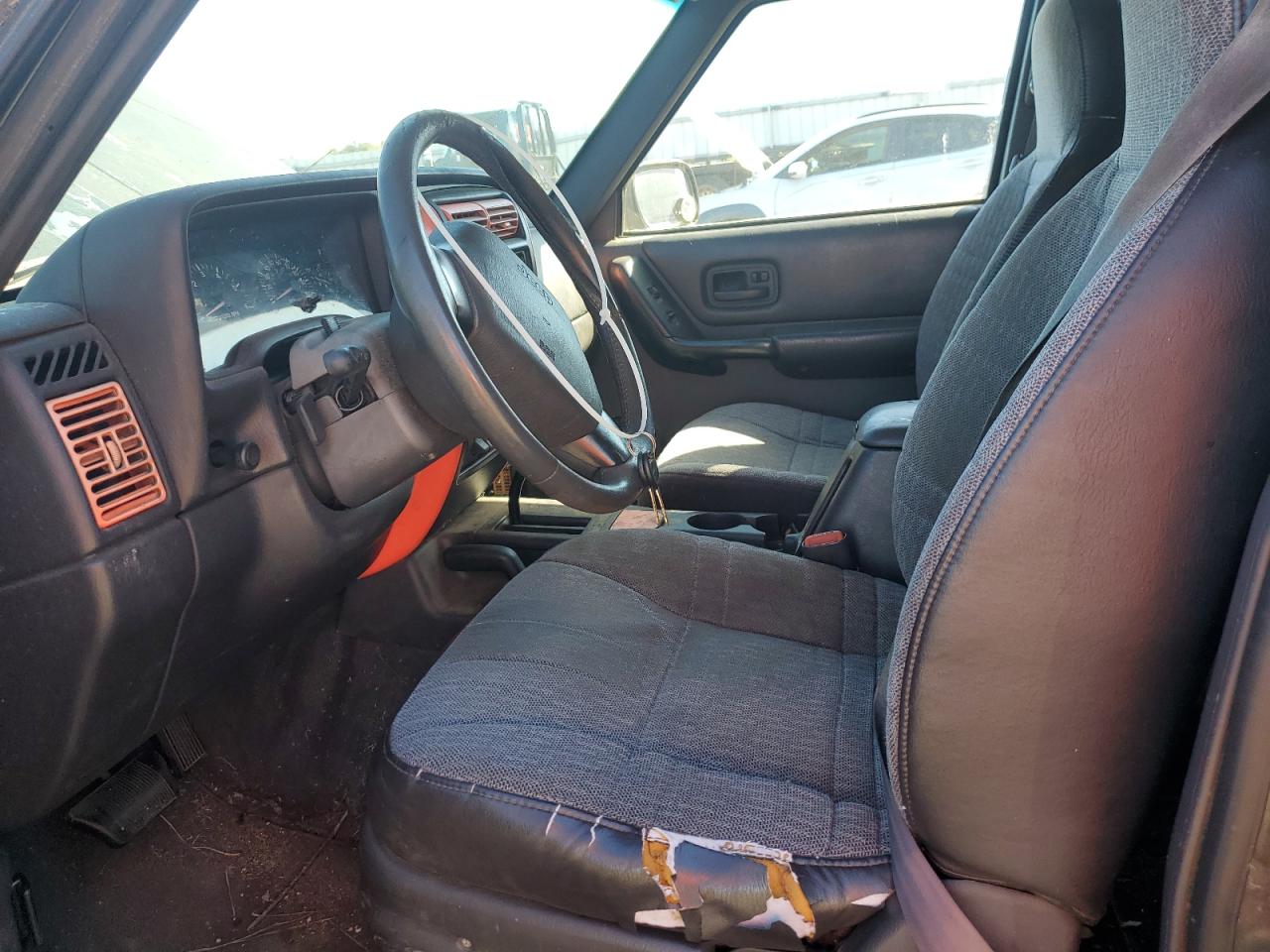 Lot #3269867733 2000 JEEP CHEROKEE S