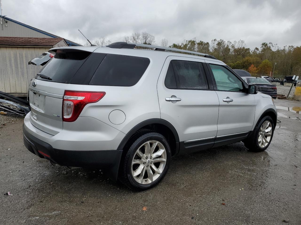 FORD EXPLORER XLT