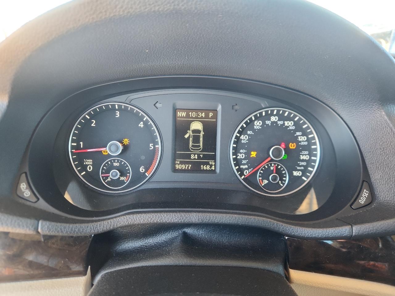 VOLKSWAGEN PASSAT SEL