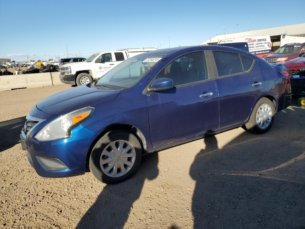 NISSAN VERSA S