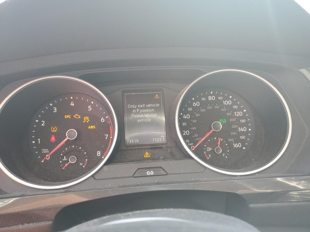 VOLKSWAGEN TIGUAN SE